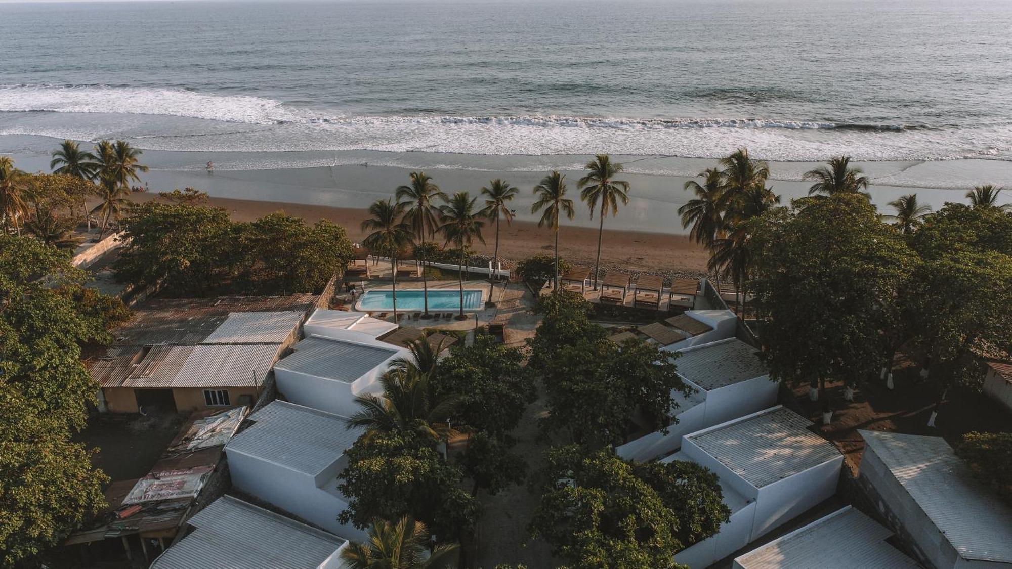Coco Surf Tropical Village Ла Либертад Екстериор снимка