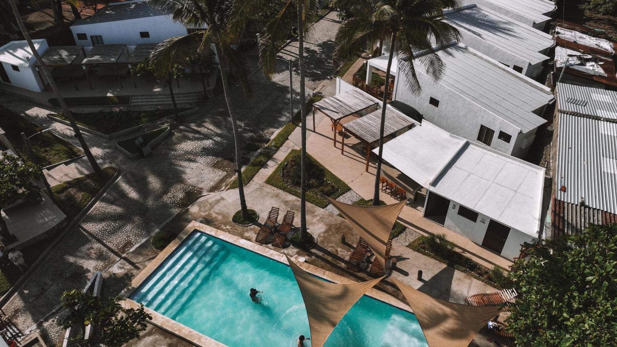 Coco Surf Tropical Village Ла Либертад Екстериор снимка